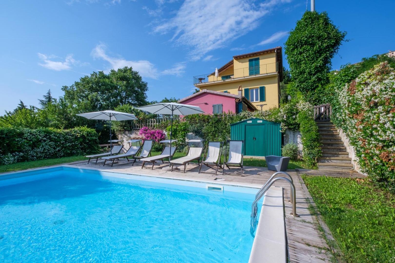 Villa Di Campagna 10 Posti Con Piscina Privata 카스텔리나마르티마 외부 사진