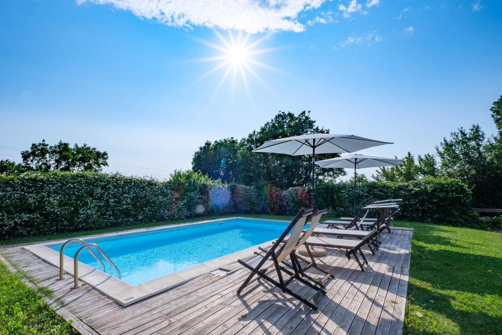 Villa Di Campagna 10 Posti Con Piscina Privata 카스텔리나마르티마 외부 사진