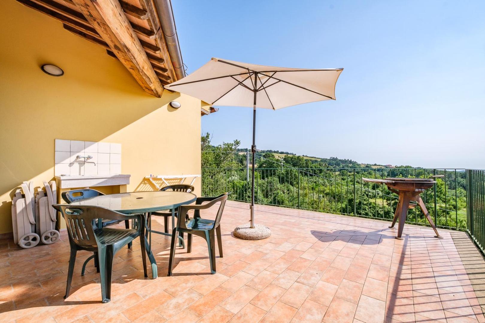 Villa Di Campagna 10 Posti Con Piscina Privata 카스텔리나마르티마 외부 사진